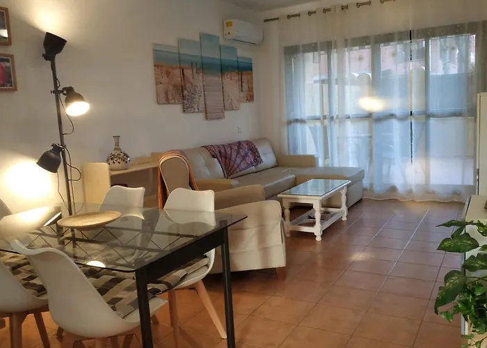 Atlanterra Bajo. Salida Directa. Urbanización De Lujo. Piscinas Canchas Pádel. Wifi Y A/A