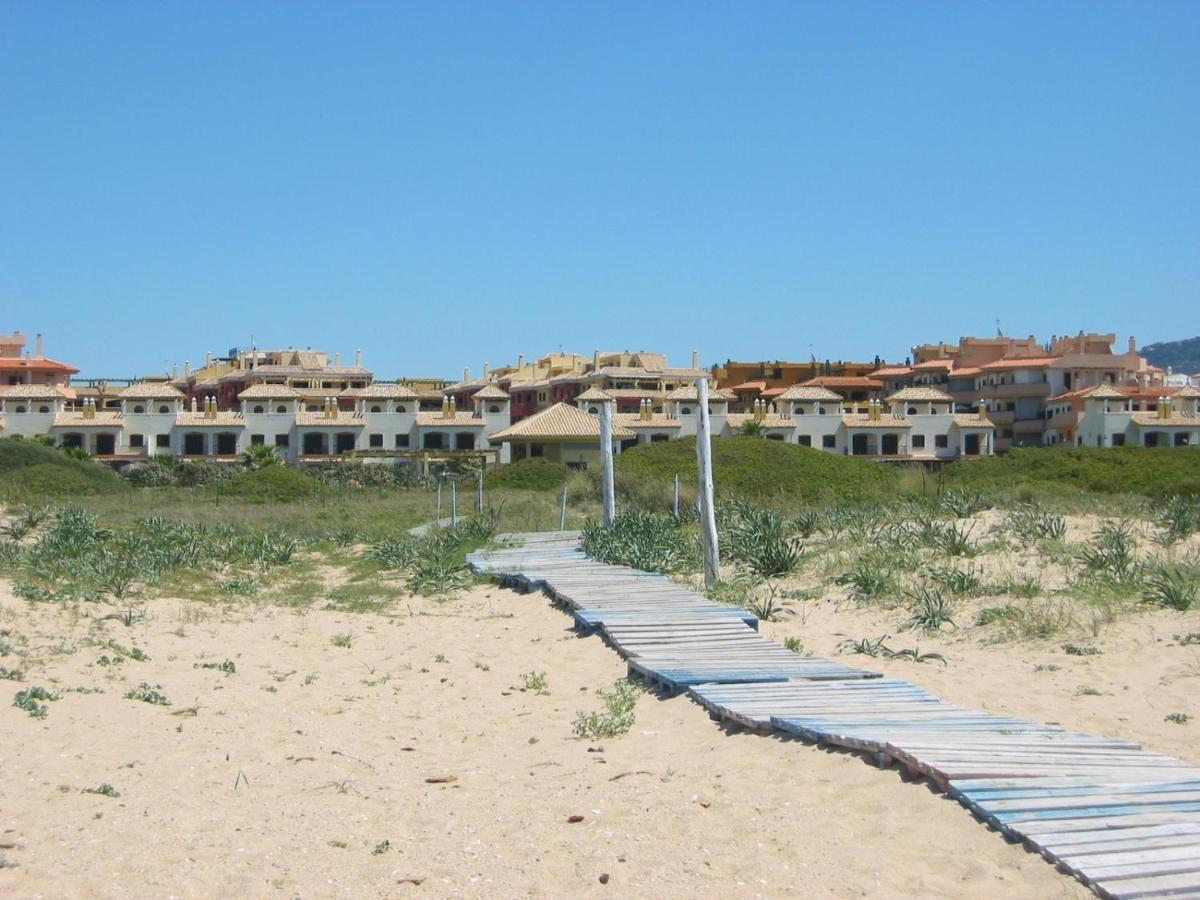 Atlanterra Bajo. Salida Directa. Urbanización De Lujo. Piscinas Canchas Pádel. Wifi Y A/a * Zahara de los Atunes