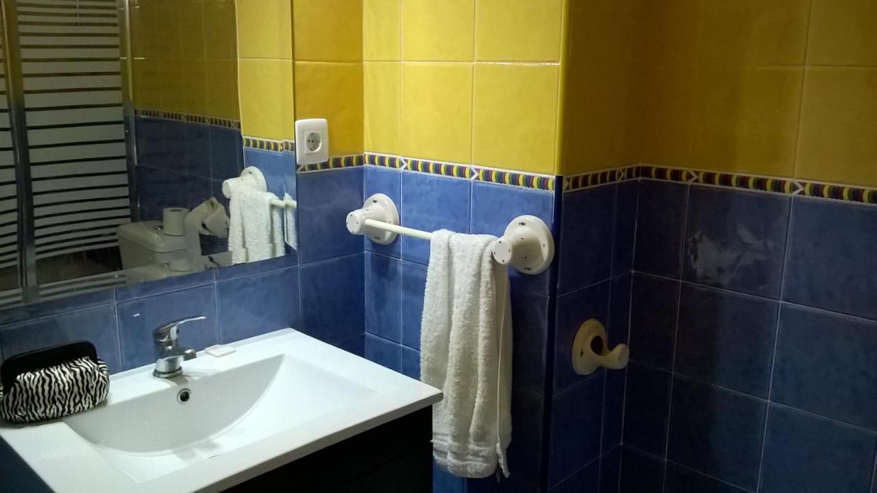 Atlanterra Bajo. Salida Directa. Urbanización De Lujo. Piscinas Canchas Pádel. Wifi Y A/a Apartamento Zahara de los Atunes