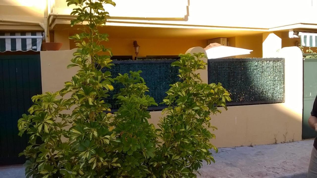 Atlanterra Bajo. Salida Directa. Urbanización De Lujo. Piscinas Canchas Pádel. Wifi Y A/a