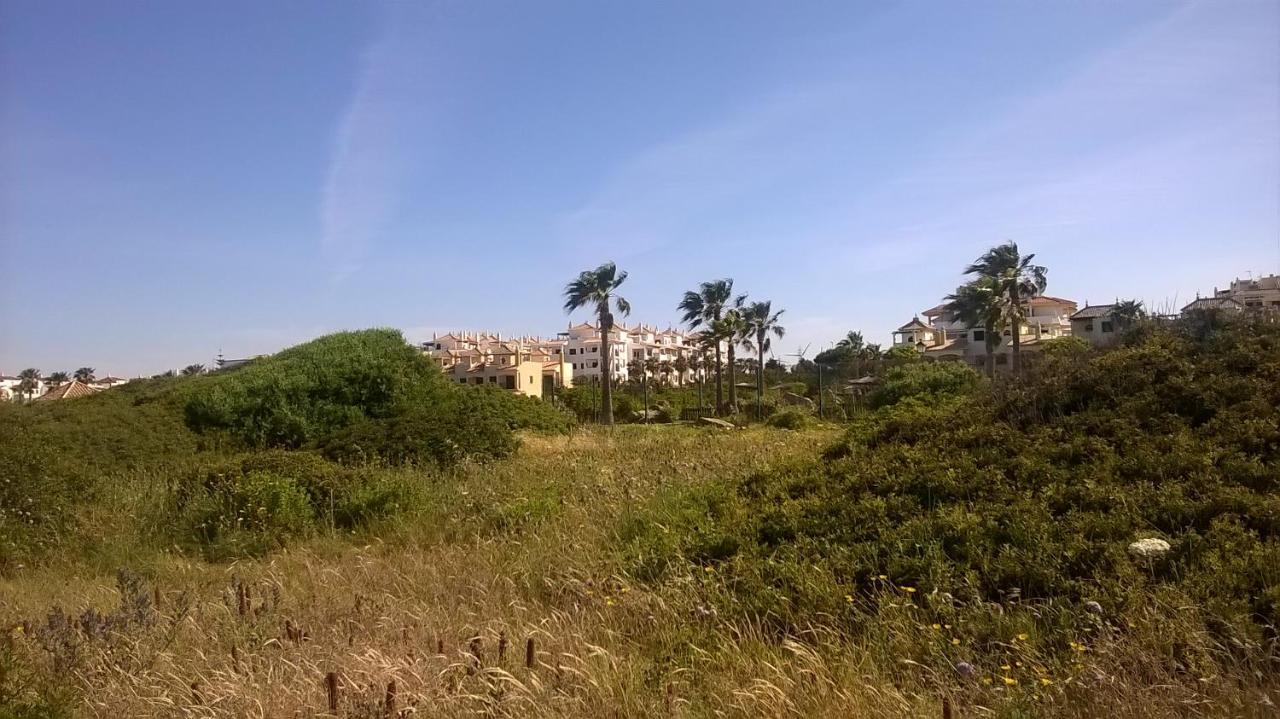 Apartamento Atlanterra Bajo. Salida Directa. Urbanización De Lujo. Piscinas Canchas Pádel. Wifi Y A/a