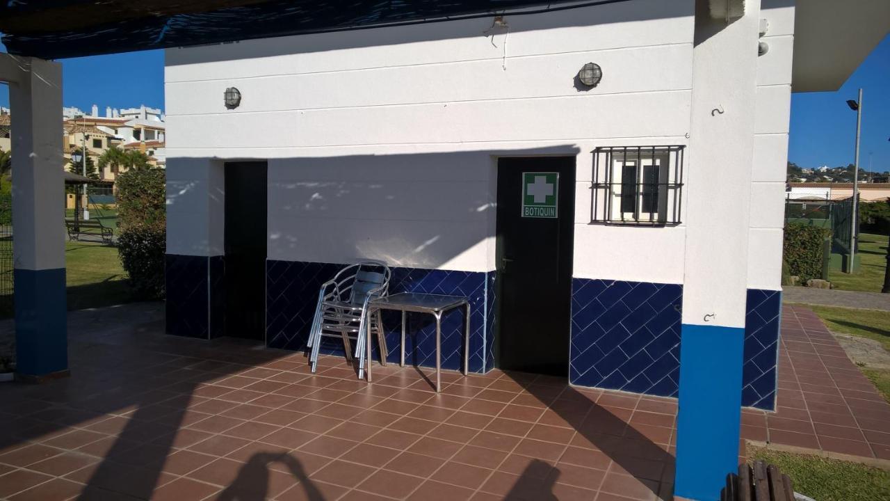Apartamento Atlanterra Bajo. Salida Directa. Urbanización De Lujo. Piscinas Canchas Pádel. Wifi Y A/a *